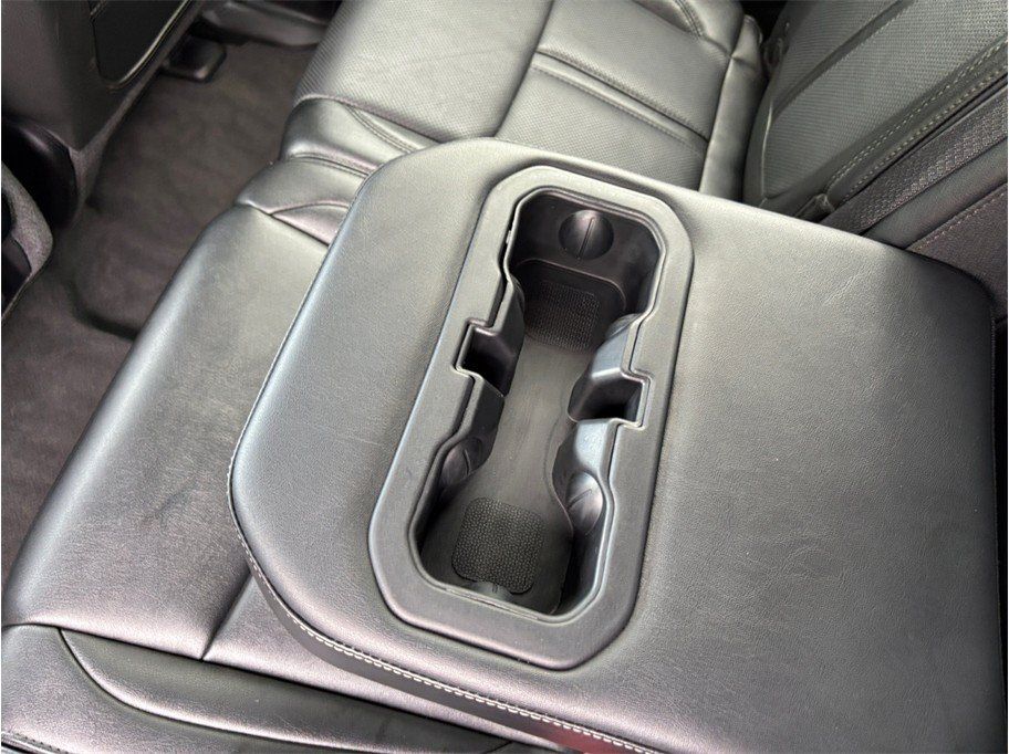 Used 2024 Jeep Wagoneer Series II w/ Flexible Seating Group RWD image 44