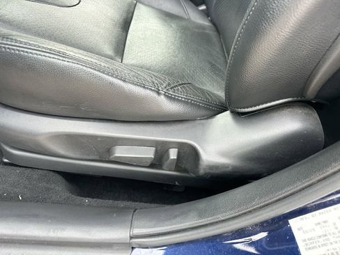 Used 2008 MAZDA MAZDA3 s Grand Touring image 22