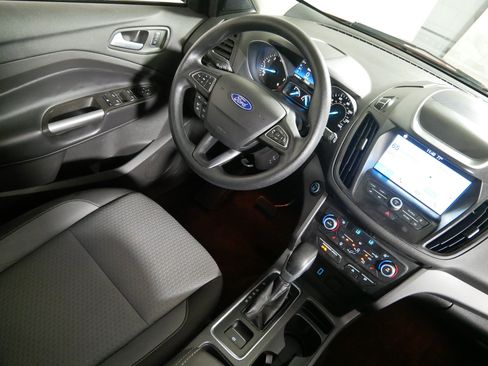 Used 2019 Ford Escape SE AWD/4WD image 9