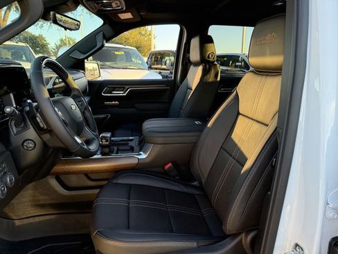 New 2026 Chevrolet Silverado 1500 High Country w/ High Country Premium Package image 28