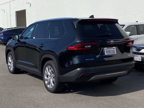 Certified 2025 Toyota Grand Highlander AWD Hybrid image 4
