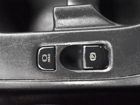 Used 2023 Toyota Corolla LE FWD image 32