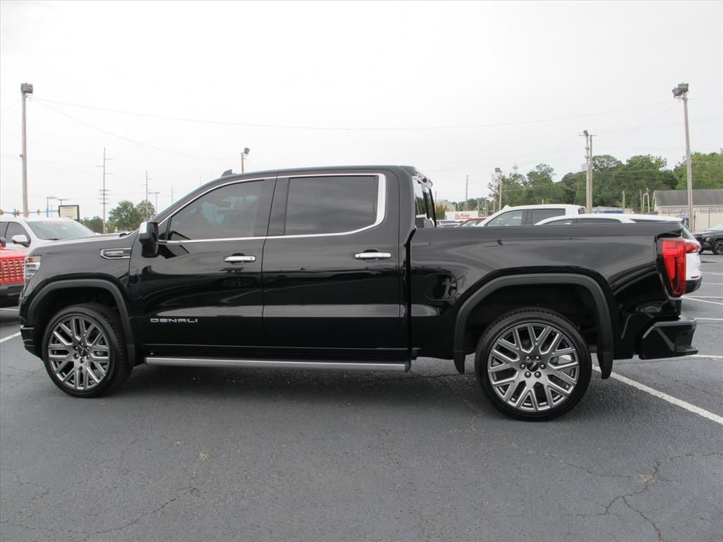 Used 2024 GMC Sierra 1500 Denali Ultimate AWD/4WD image 6