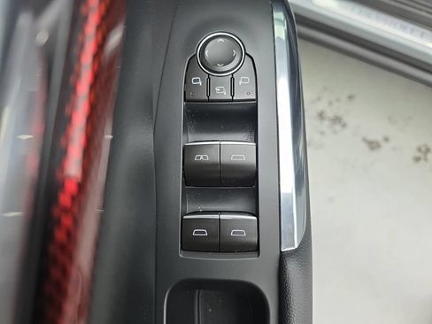 Used 2026 Chevrolet Traverse RS AWD/4WD image 21