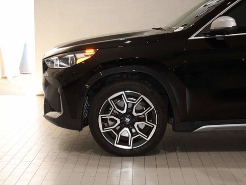 Used 2024 BMW X1 xDrive28i w/ Premium Package image 4
