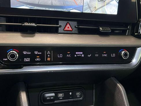 Used 2023 Kia Sportage X-Pro Prestige AWD/4WD image 32
