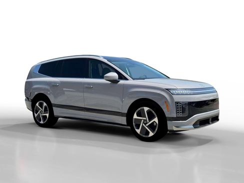 New 2026 Hyundai Ioniq 9 Calligraphy image 10