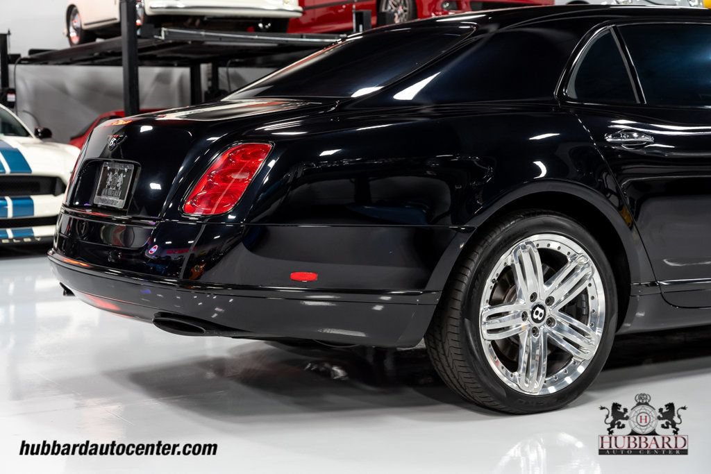 Used 2016 Bentley Mulsanne RWD image 37