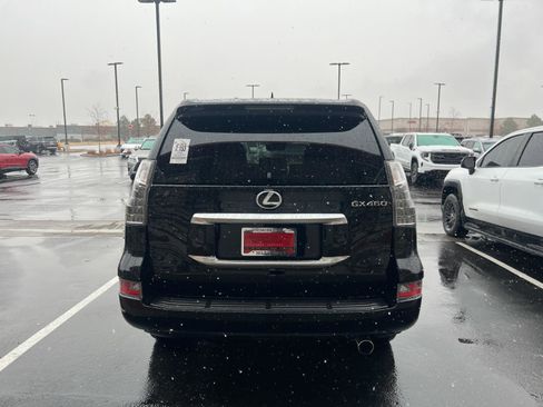 Used 2021 Lexus GX 460 Premium w/ Premium Package image 4