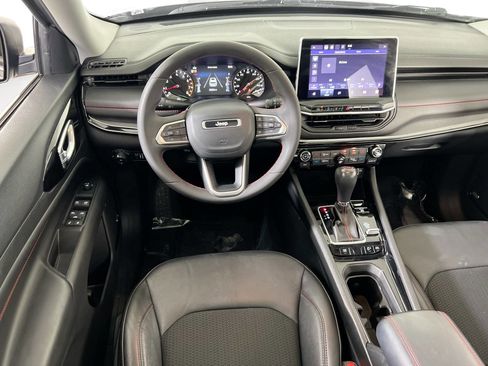 Used 2022 Jeep Compass Trailhawk w/ Sun and Sound Group image 21