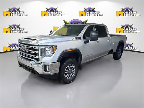 Used 2022 GMC Sierra 2500 SLE w/ SLE Value Package; image 1