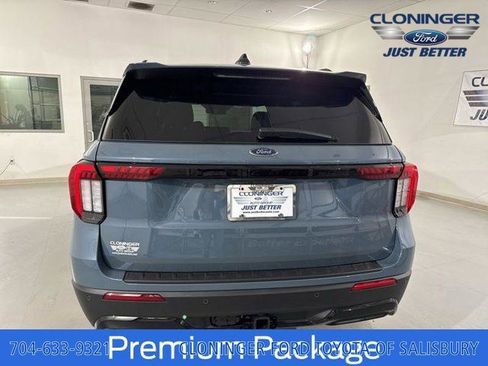 New 2026 Ford Explorer ST-Line w/ ST-Line Street Pack image 9