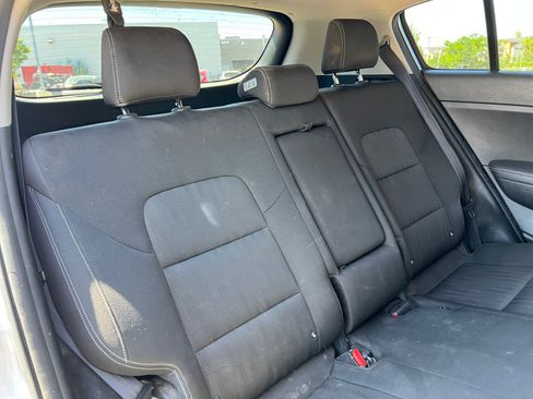 Used 2017 Kia Sportage LX AWD/4WD image 18
