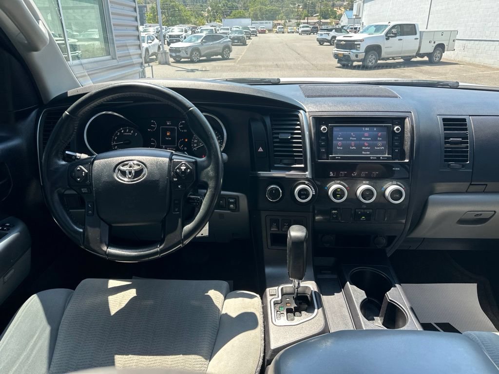 Used 2019 Toyota Sequoia SR5 AWD/4WD image 16