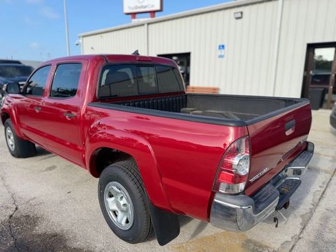 Used 2015 Toyota Tacoma PreRunner w/ SR5 Package image 3