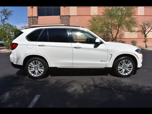 Used 2016 BMW X5 xDrive40e AWD/4WD image 1