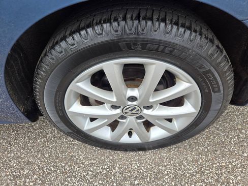 Used 2015 Volkswagen Jetta SE FWD image 37