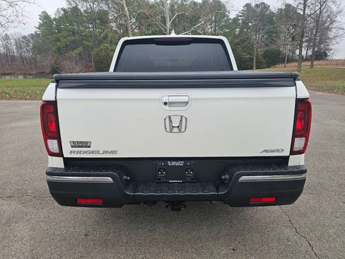 Used 2018 Honda Ridgeline RTL-T image 7