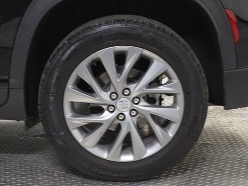 Used 2025 Buick Enclave Preferred image 20