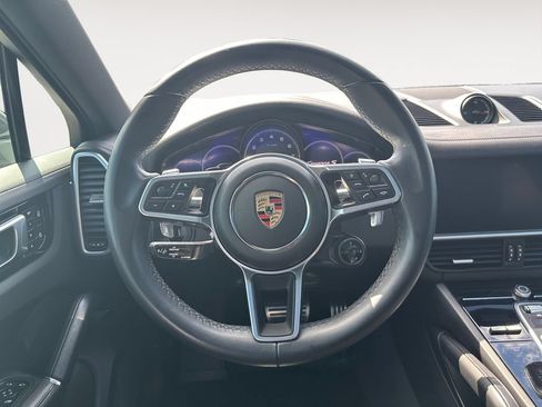 Used 2023 Porsche Cayenne S AWD/4WD image 13