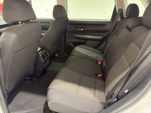 Used 2025 Honda CR-V EX image 23