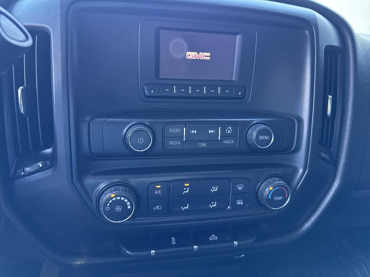 Used 2016 GMC Sierra 1500 2WD Double Cab image 18