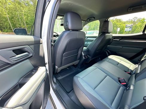 New 2026 GMC Terrain AT4 w/ LPO, Floor Liner Package AWD/4WD image 17