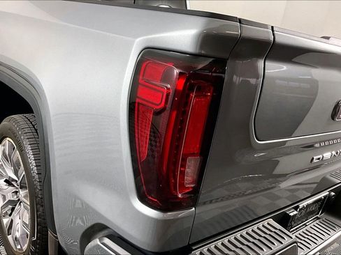 Certified 2025 GMC Sierra 1500 Denali image 23
