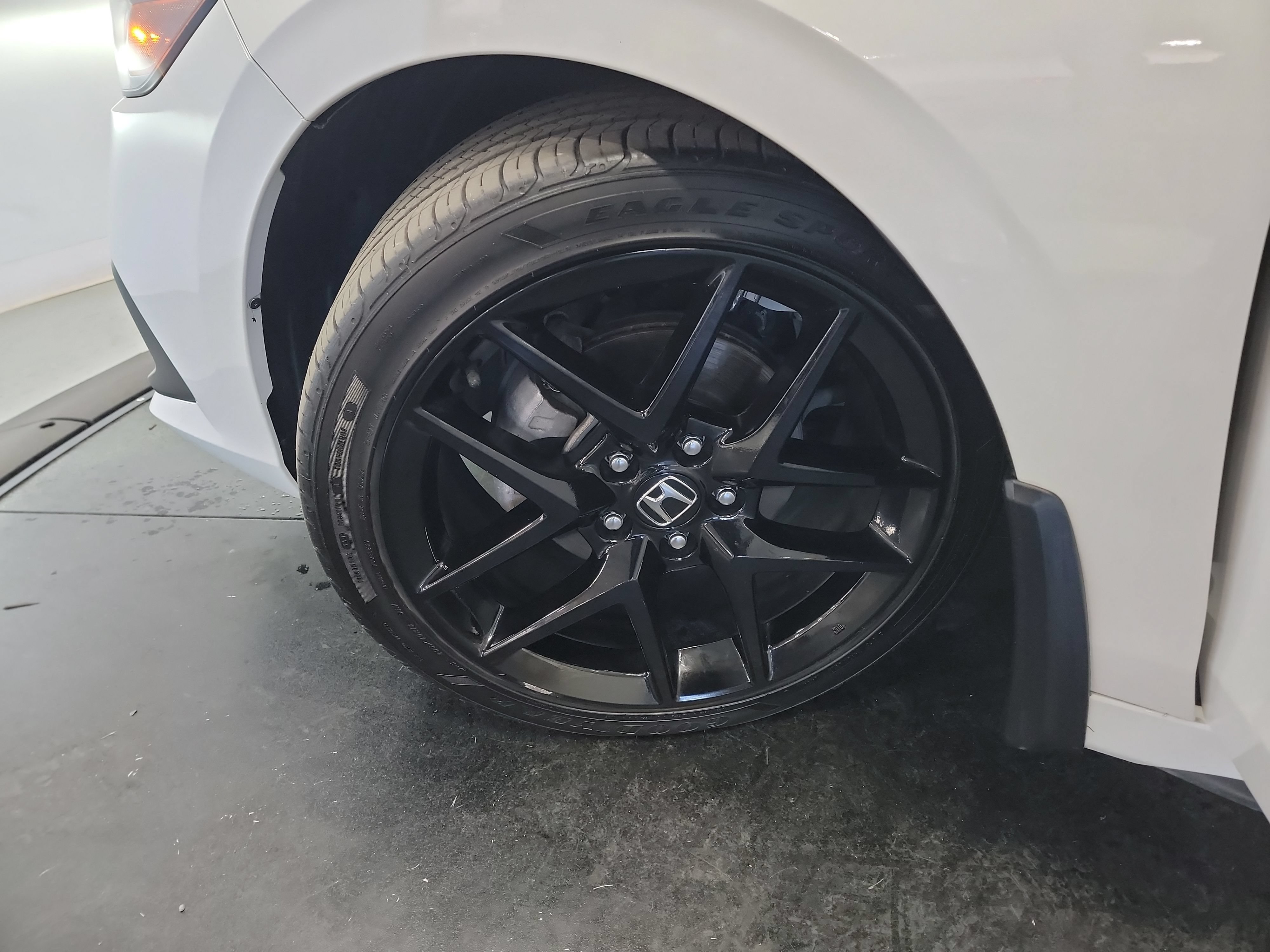 Used 2024 Honda Civic Sport image 29