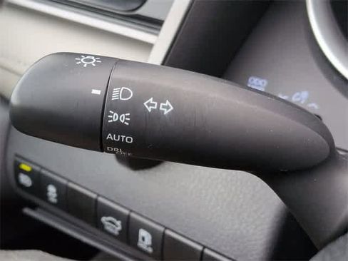 Used 2024 Toyota Camry LE image 27