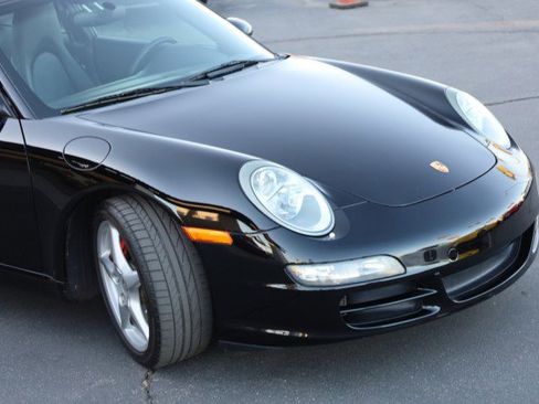 Used 2007 Porsche 911 Carrera RWD image 10
