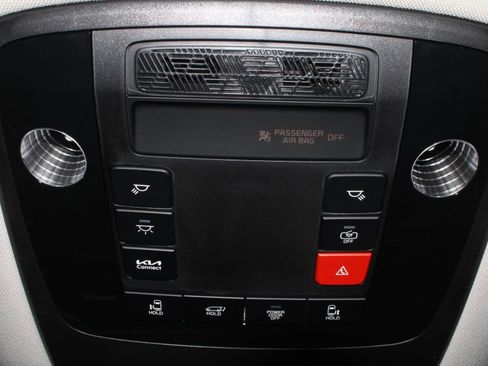 New 2026 Kia Carnival EX FWD image 13