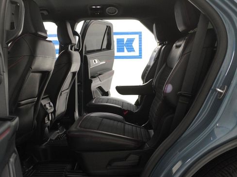 Used 2025 Ford Explorer ST-Line w/ Premium Package RWD image 24