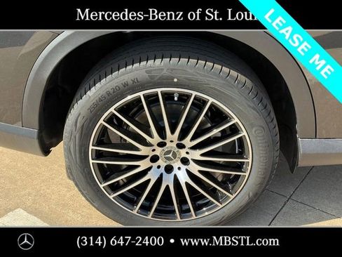 Certified 2025 Mercedes-Benz GLC 300 4MATIC image 6