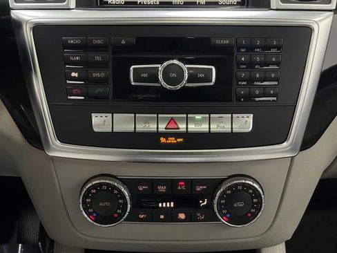 Used 2016 Mercedes-Benz GL 450 4MATIC image 26