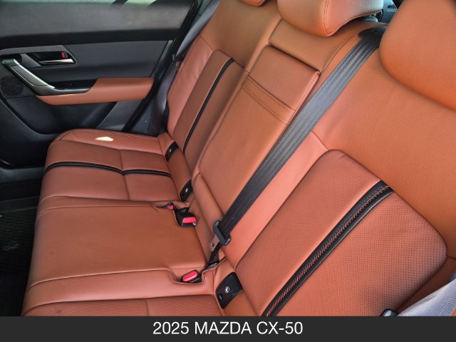 Certified 2025 MAZDA CX-50 2.5 Turbo w/ Weather Package AWD/4WD image 21