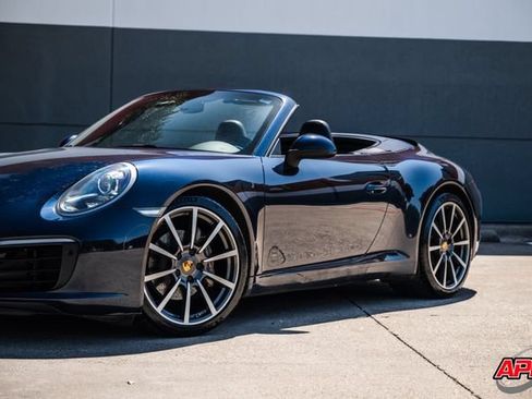 Used 2018 Porsche 911 Carrera RWD image 38