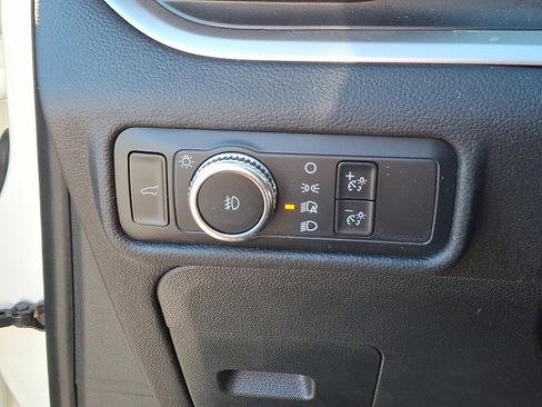 Certified 2022 Ford Explorer XLT w/ Equipment Group 202A image 26