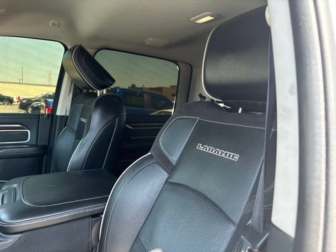 Used 2024 RAM 2500 Laramie AWD/4WD image 9