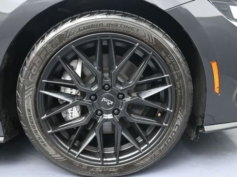 Used 2024 Ford Mustang GT Premium image 5
