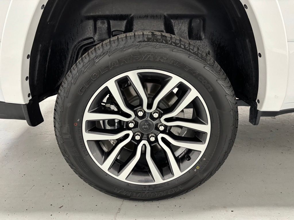 Used 2026 RAM 1500 Limited AWD/4WD image 65