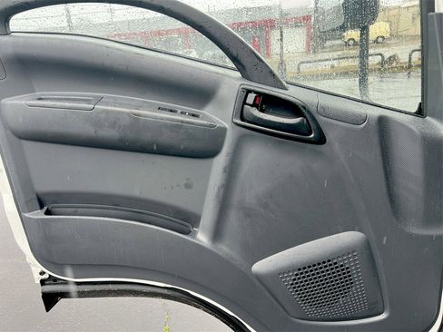 New 2025 Chevrolet Low Cab Forward image 10