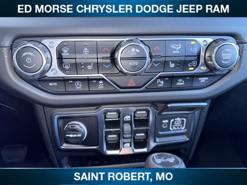 New 2025 Jeep Wrangler Sahara AWD/4WD image 15