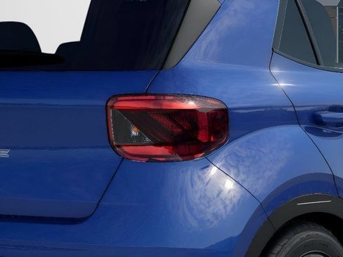 New 2026 Hyundai Venue SEL FWD image 10