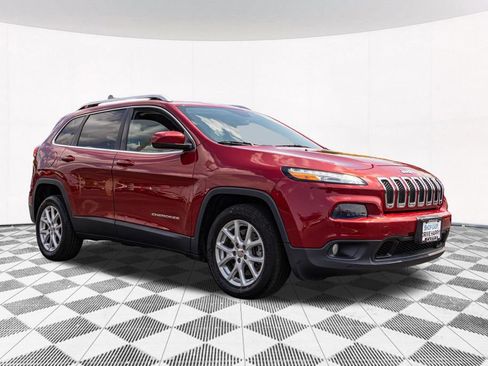 Used 2014 Jeep Cherokee Latitude FWD image 12