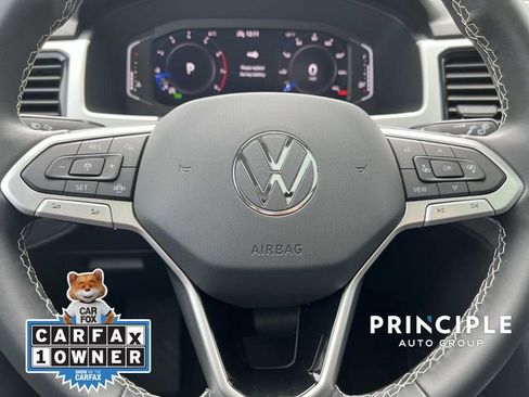Used 2023 Volkswagen Atlas SE w/ Panoramic Sunroof Package FWD image 18