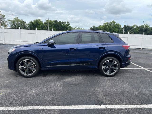 Used 2024 Audi Q4 e-tron Premium Plus AWD/4WD image 3
