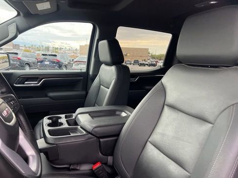 Used 2025 GMC Sierra 1500 SLT image 26