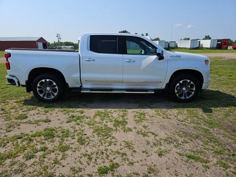 Used 2023 Chevrolet Silverado 1500 High Country image 6