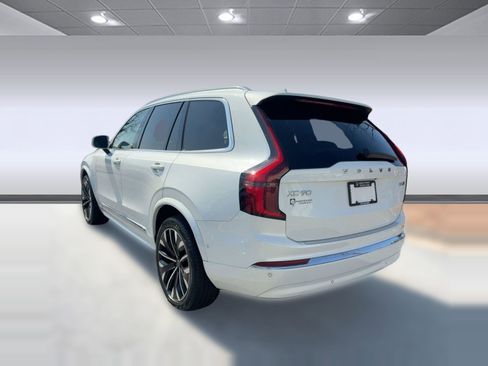 Certified 2025 Volvo XC90 B6 Plus w/ Protection Package Premier image 3